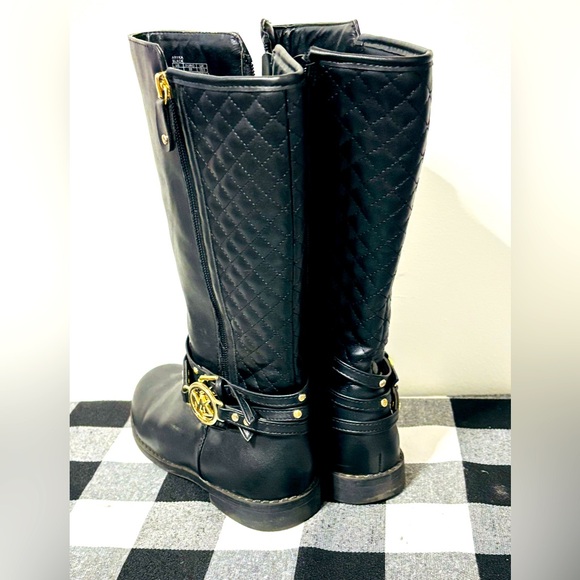 Michael Kors Black Quilted boots with Gold Accents size 1 - Picture 7 of 7